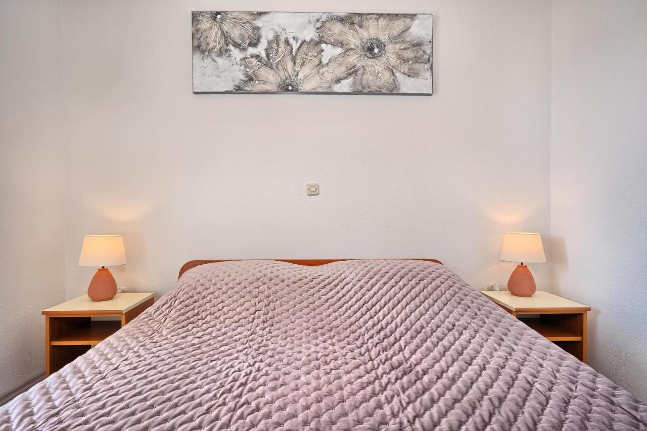 Irena 3* Hvar Town