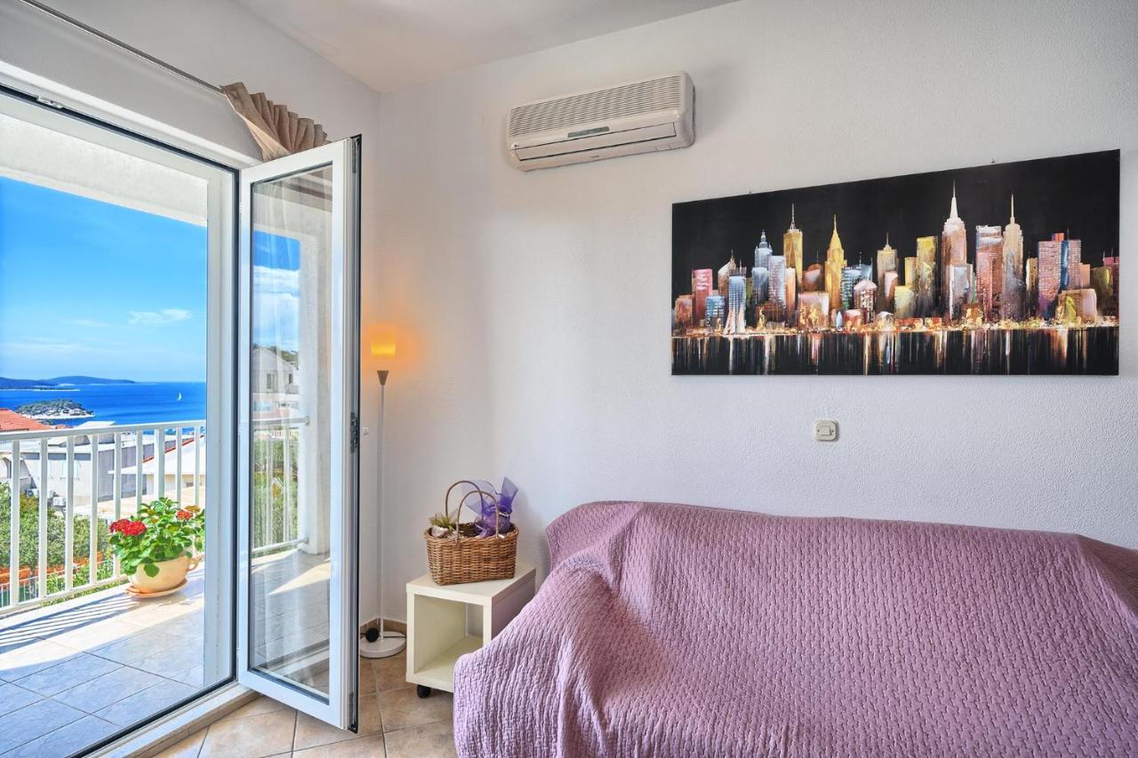 Irena Guest house Hvar Town