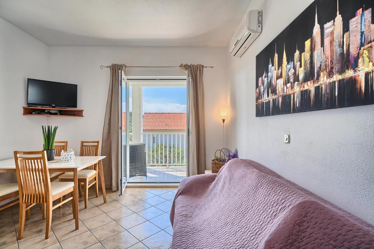 Irena Guest house 3*