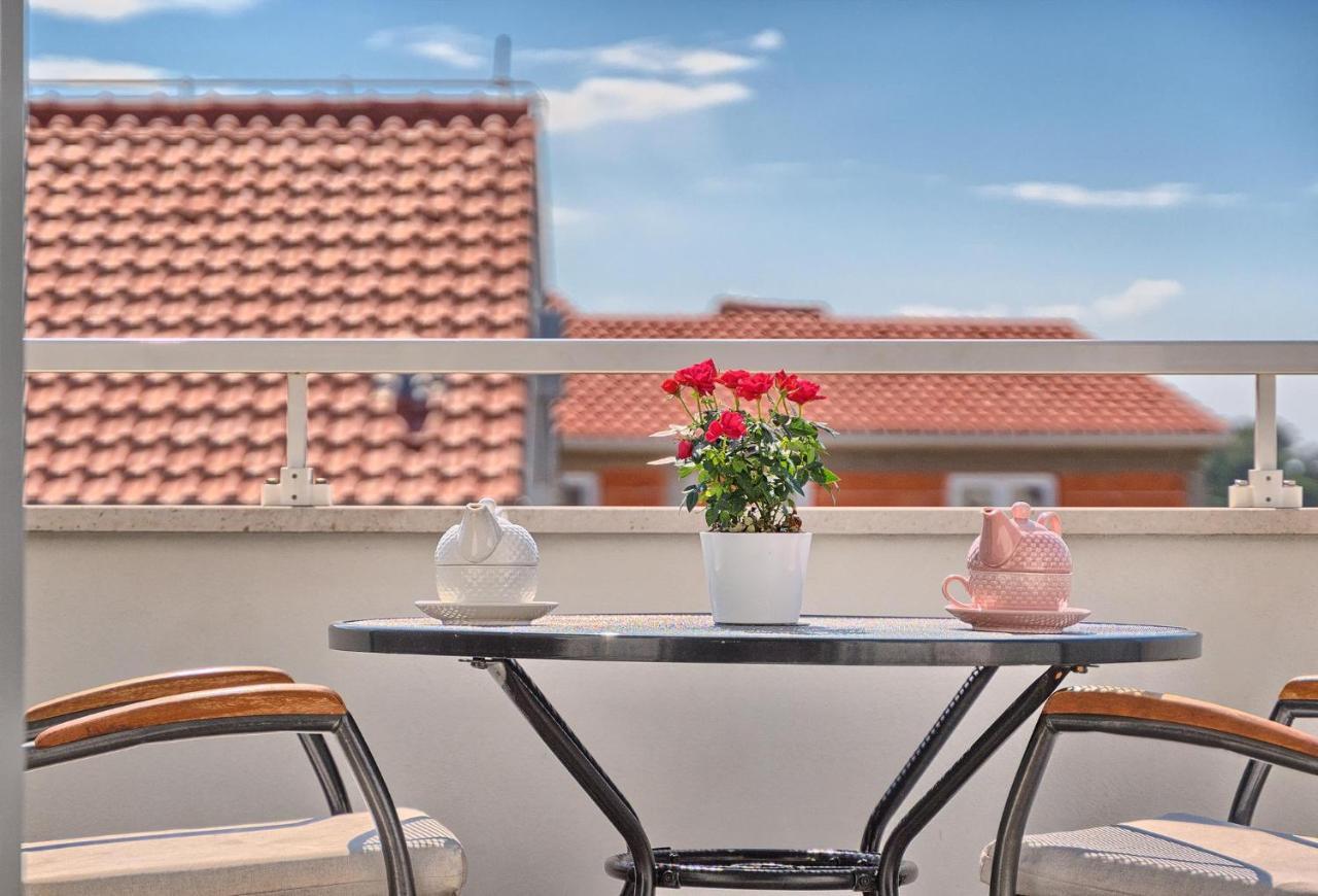 Irena 3* Hvar Town