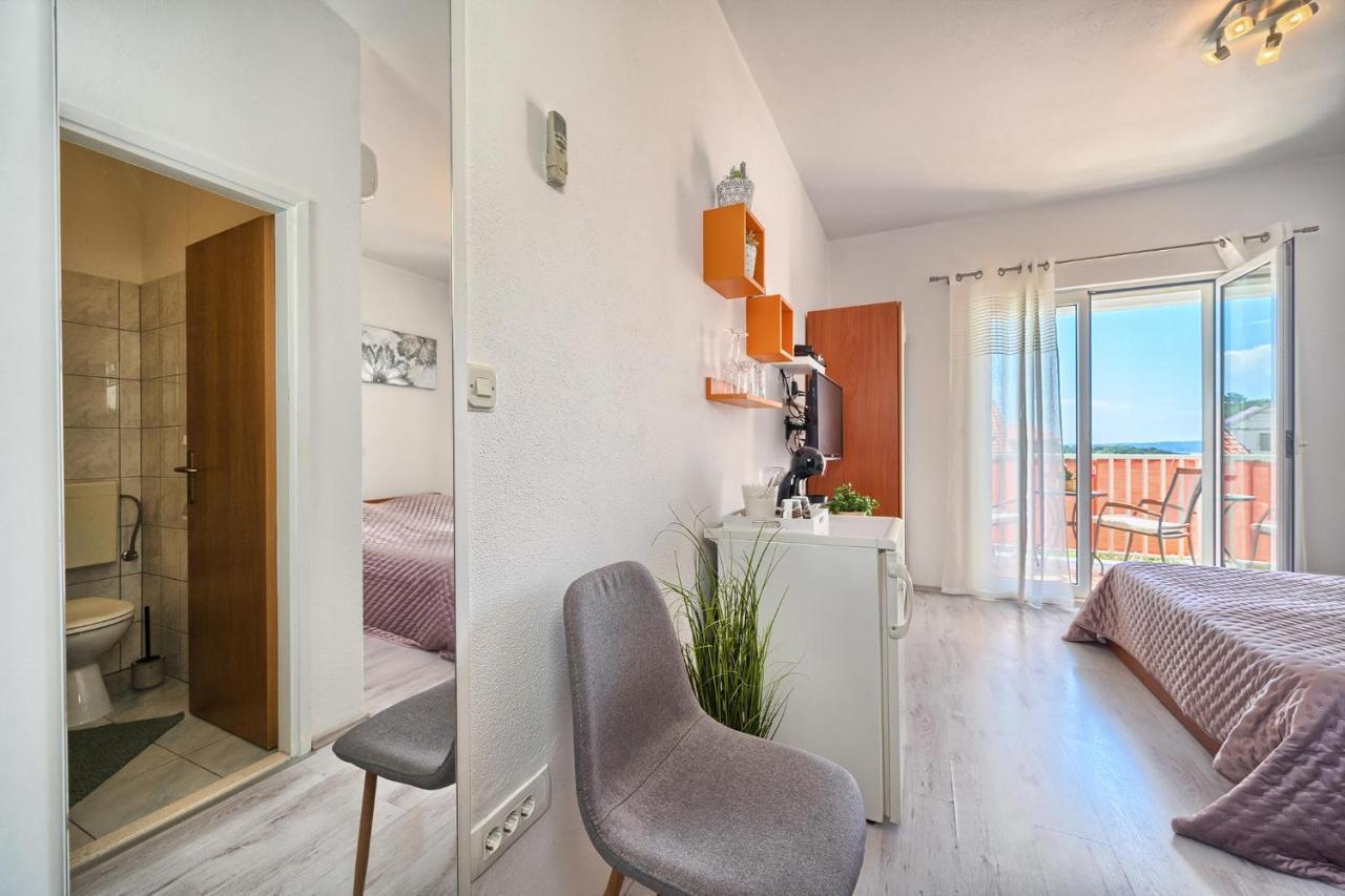 Irena Guest house 3*
