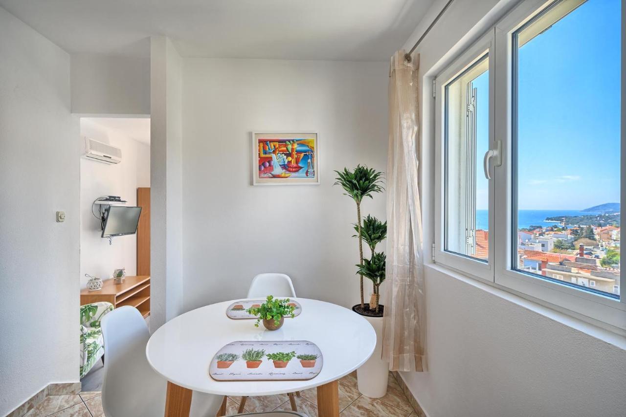 Irena Guest house