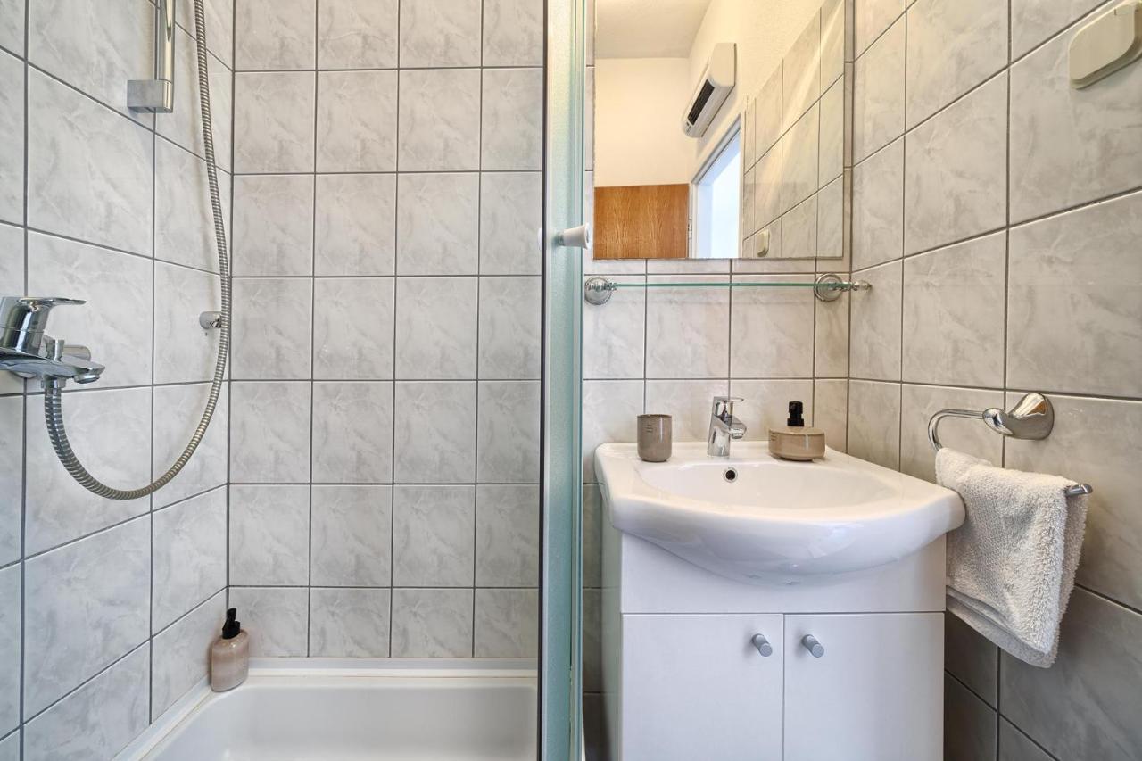 Irena Guest house 3*